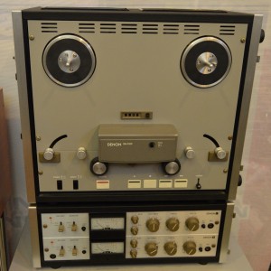 Катушечный магнитофон DENON DH-710F